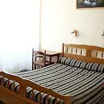 Au Royal Hotel