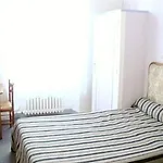 Au Royal Hotel