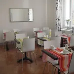 أوه رويال فندق 2*