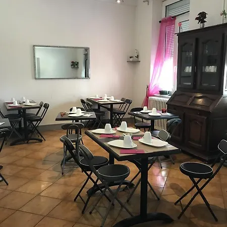 Hotel Au Royal 2*